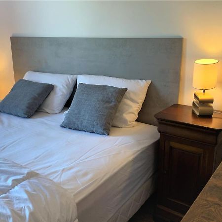 Le 828 Apartment Vannes Luaran gambar
